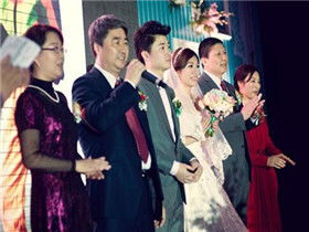 什么歌适合送给女儿，女儿婚礼父母唱哪首歌好