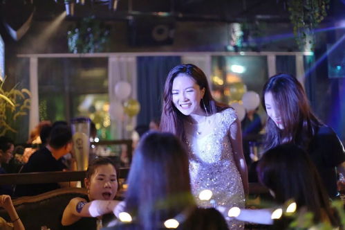 什么酒馆的歌叫什么名字，不打烊的小酒馆什么歌