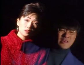 什么是爱情歌词，歌词有个简单的问题什么是爱情