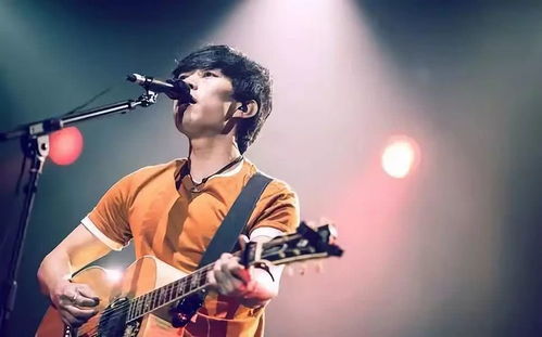 什么样的女生会喜欢赵雷，赵雷的黑色吉他叫什么