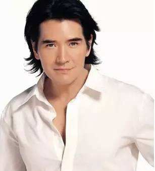 你就像那一把火，冬天一把火费翔原唱