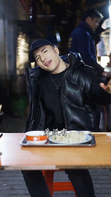 你的爱把我灌醉我没所谓，你的爱将我灌醉完整版原唱