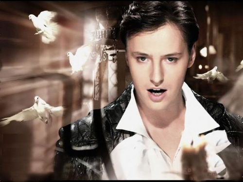 俄罗斯海豚音那首歌叫什么，海豚音最厉害的歌手