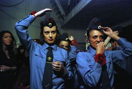 俄罗斯有一首战歌叫什么,俄罗斯神曲so so alone