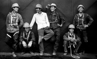 农民工一首歌震惊全场，农民工才是最伟大的