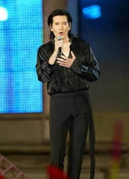 冬天一把火费翔原唱，费翔冬天的一把火1987春晚