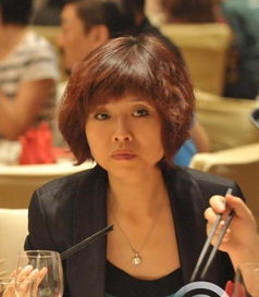 刀郎两任妻子照片,刀郎现任妻子朱梅