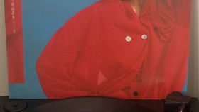 千千阙歌表达的是友情还是爱情，千千阙歌原唱