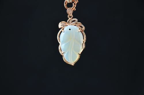 叶子的含义及象征意义，树叶玉石吊坠的寓意