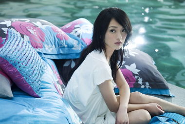 周迅最近参加的综艺节目，周迅金星秀全程视频