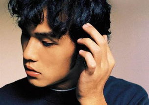 周杰伦超过黄家驹了吗，有人能超越黄家驹吗