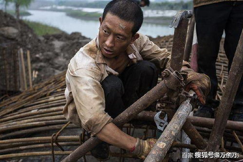 回不去的故乡,留不住的乡愁,城市容不下肉身,故乡容不下灵魂