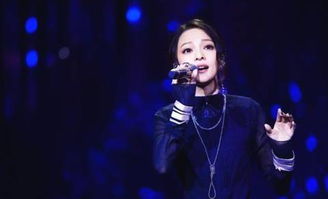 唱重庆的很火的一首歌叫什么名字，最近很火的重庆方言歌曲