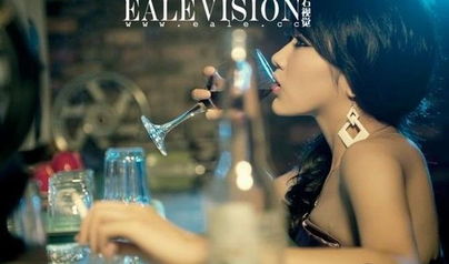 女人喝酒伤感的歌，对某人失望心寒的歌曲