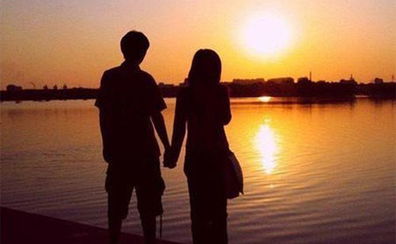 太多这首歌是表明心已碎了吗，女人发太多歌曲表达的情感