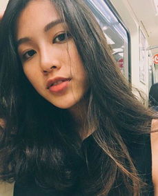 天空啊下着沙也在笑我太傻,下沙这首歌表达的感情