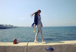 女生发珊瑚海是要放弃了吗，一个女的给我听珊瑚海