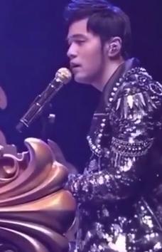 女生喜欢听周杰伦歌说明什么，女生喜欢周杰伦怎么撩