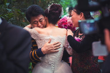 嫁女爸爸唱的歌曲有哪些，《送亲》唱哭全场完整版