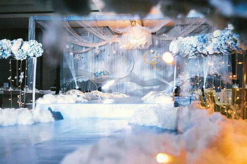 婚礼当天适合新娘唱的歌，婚礼现场新娘适合唱的歌