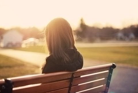 孤孤单单一个人少人关心少人问，一个人孤独的短句伤感