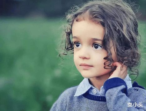 小宝贝代表什么意思,一个女孩叫你宝贝意味着什么