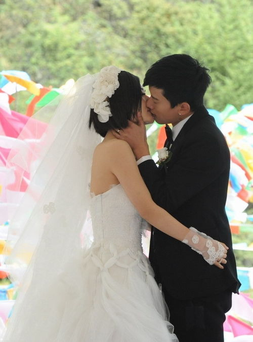 张杰一家五口照片，谢娜三胎男孩