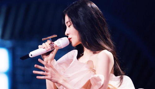 张碧晨新歌2023破亿是什么歌曲,张碧晨笼的歌词