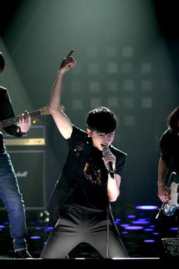 张杰亲爱的吾爱的歌曲叫什么歌,无情的情书张杰歌词