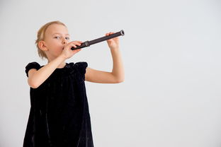 形容歌声优美动听,怎么赞美别人唱歌好听