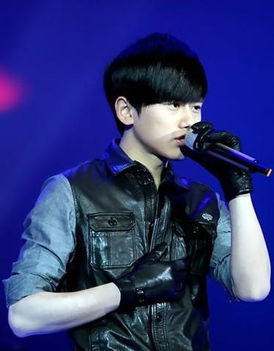 张杰粉丝小琪照片,张杰歌迷小琪是真的吗