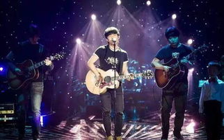 很火的江湖歌曲,流浪歌手阿龙唱的江湖啊完整版