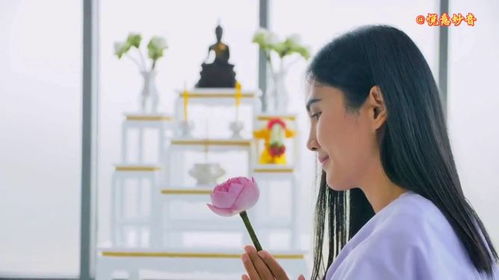 念佛久了额头中间有个小坑,身上业障正在消除的各种表现