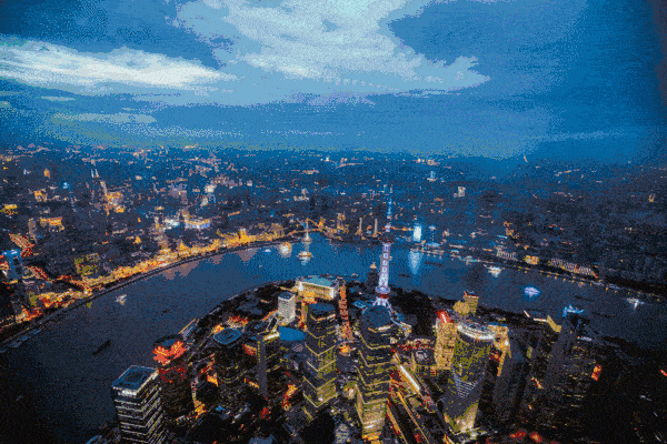 我从雪山走来春潮是你的风采，你从雪山走来是出自哪首歌