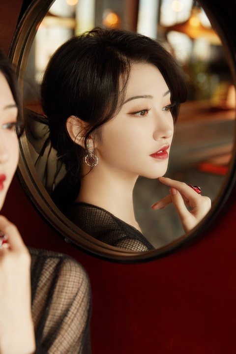 想问天问大地我想问问我自己,问天问大地是什么歌曲