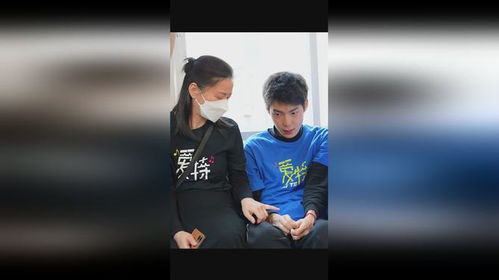 我希望你能快乐,我希望你被爱着的歌词