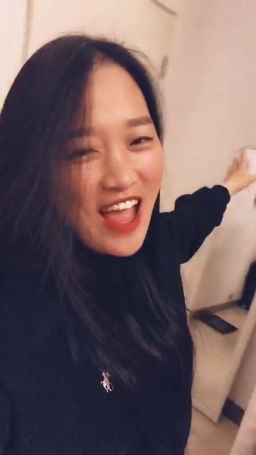 我想藏在温柔月光里原唱,陈瑞我想藏在温柔月光里