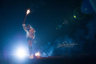 我愿一生跟随你原唱,我愿用三生烟火换你一世迷离